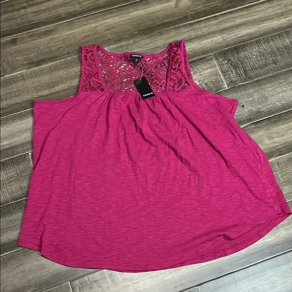 New Torrid Crochet Tank - Picture 1 of 6